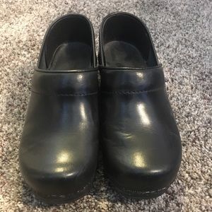 Dansko clogs size 35